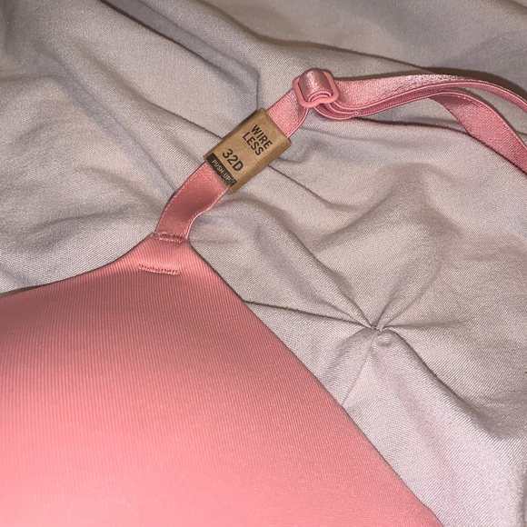 New Victoria’s Secret PINK bra - Picture 5 of 5
